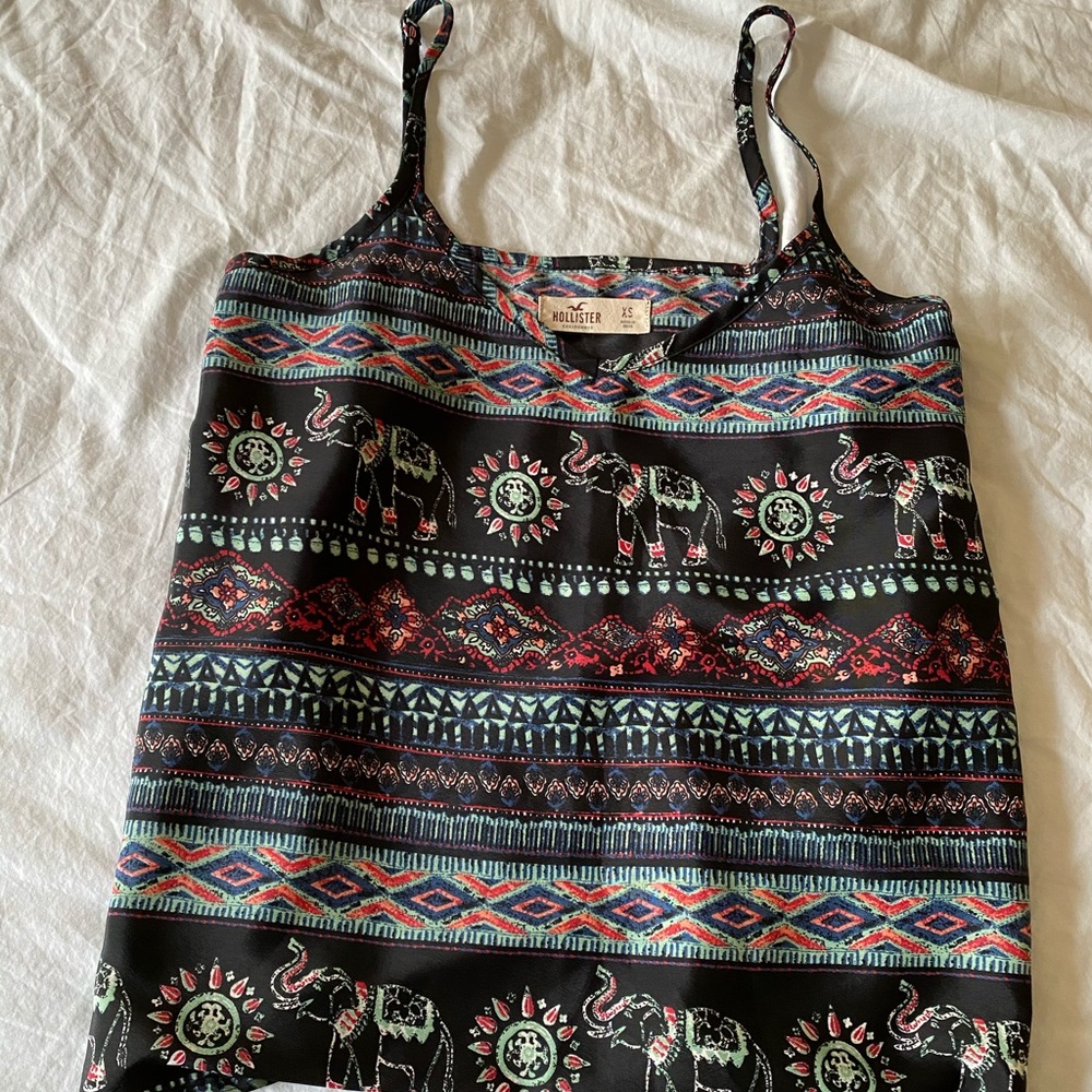 Hollister tank